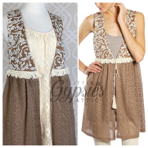 A'Reve Jackets & Blazers - A’reve Tapestry Tunic Layering Vest